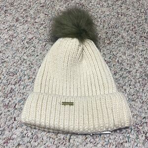 Steve Madden Chunky Knit Pom Pom Toque | Cream Winter Beanie